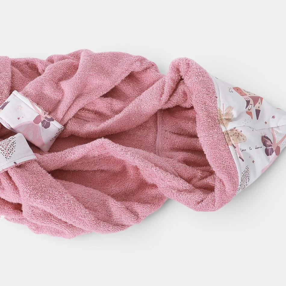 Accappatoio "Una Favola con Principesse" Accappatoio "Una Favola con Principesse"