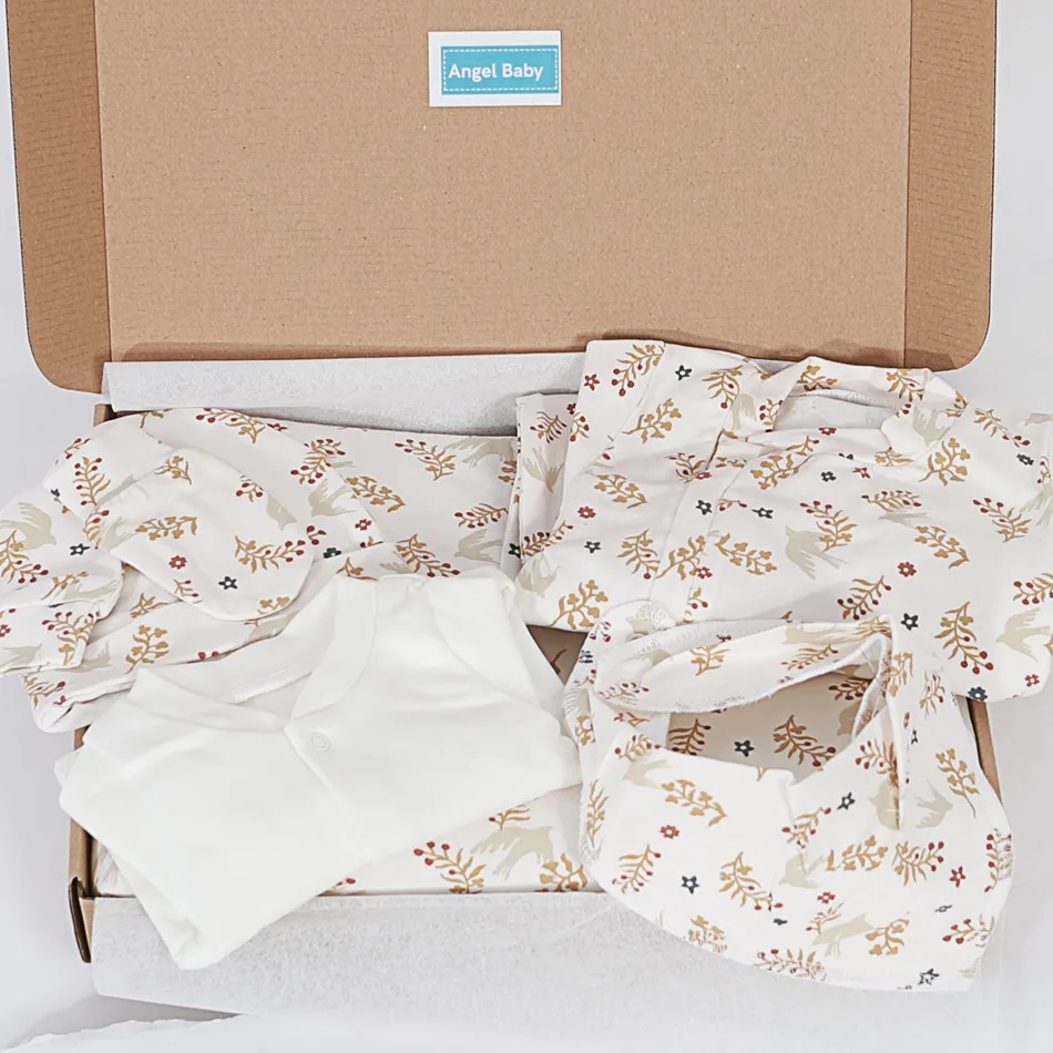 Set Corredino per Neonato - Inverno... Set Corredino per Neonato - Inverno...